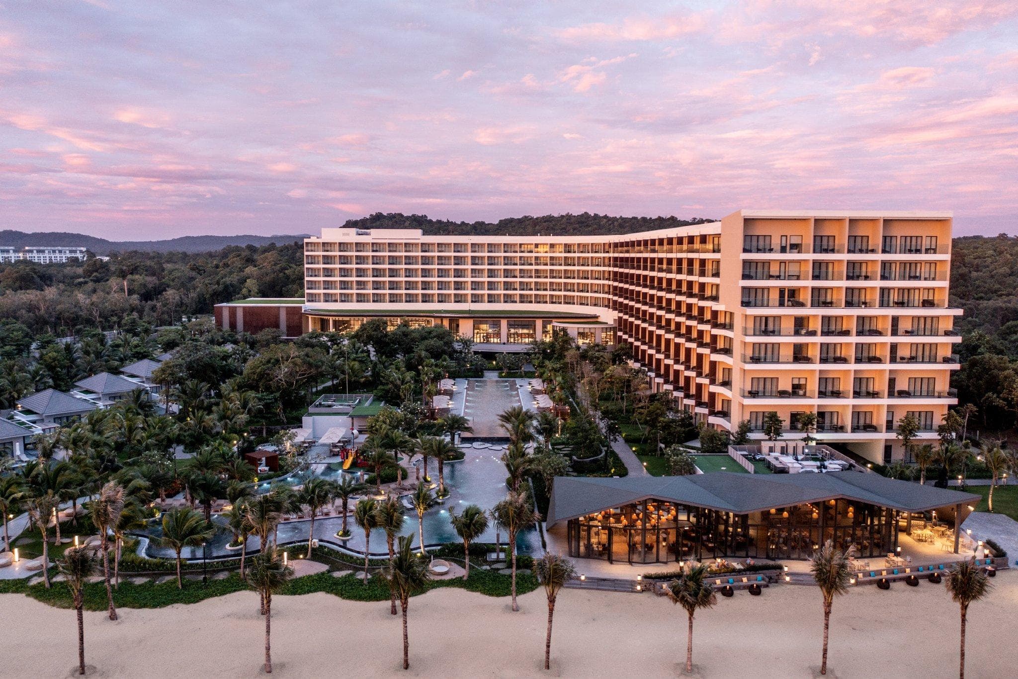 Crowne Plaza Phu Quoc Starbay By IHG
