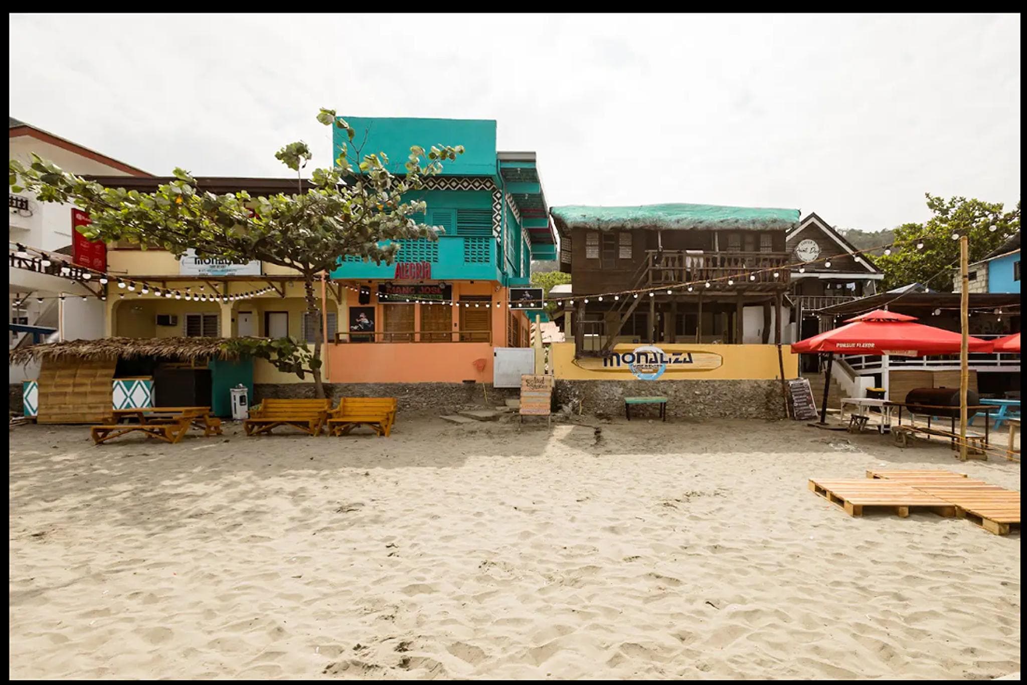 Monaliza Surf Resort