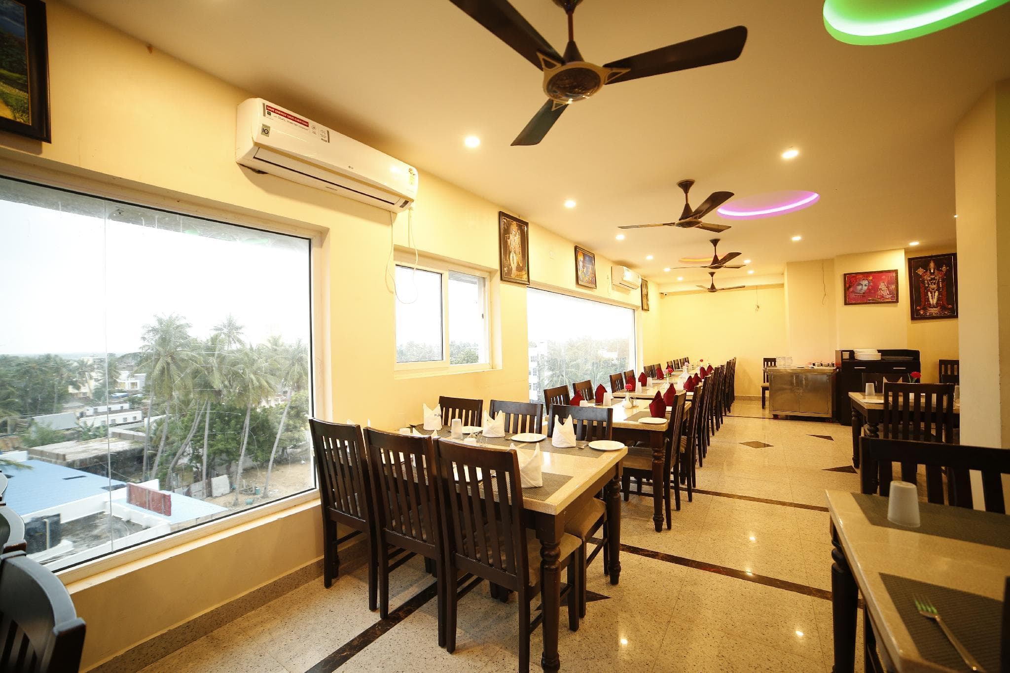 Hotel Ragavendra