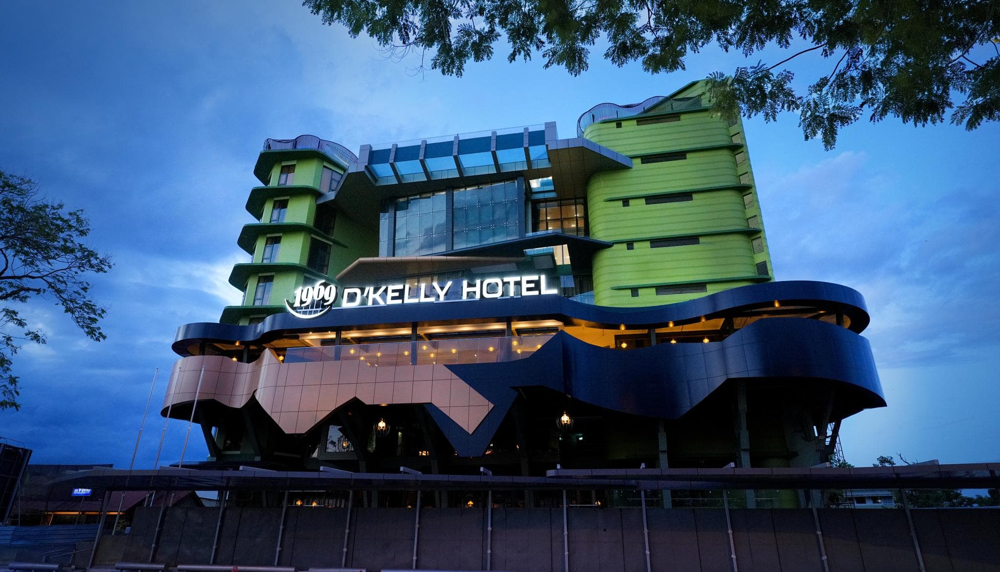 1969 DKelly Hotel