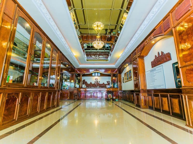 Star Hotel