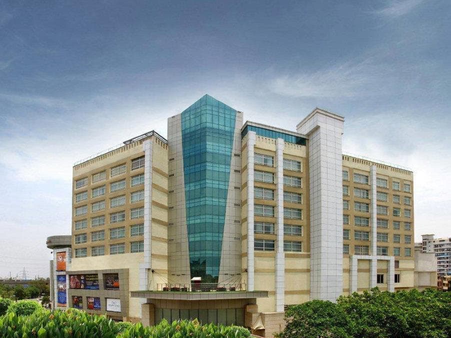 Mahagun Sarovar Portico Suites Ghaziabad