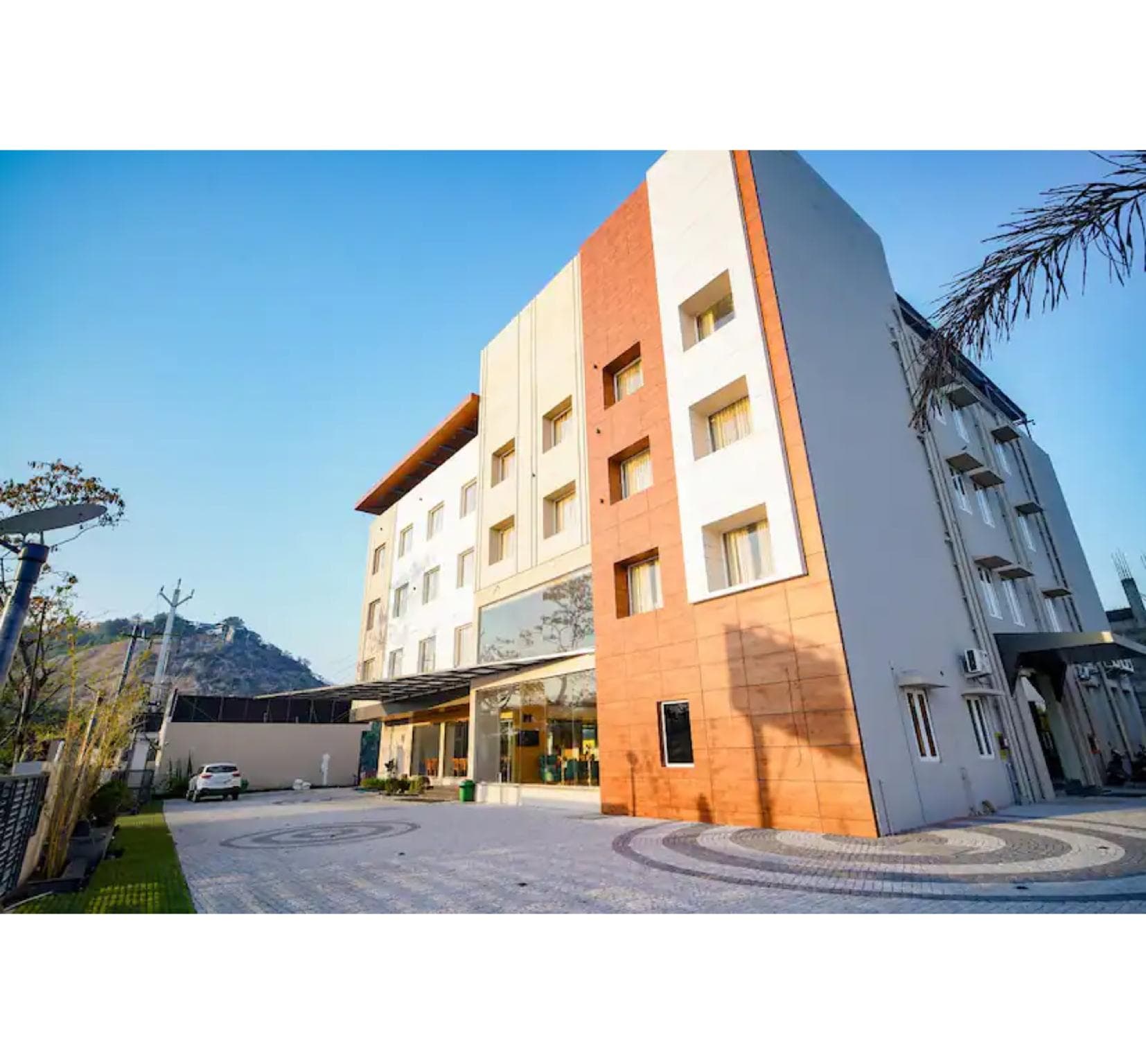Hotel Nakshathra - A Royal Stay