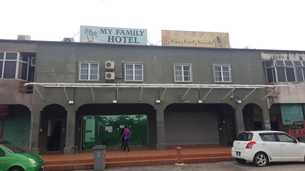 MY FAMILY HOTEL