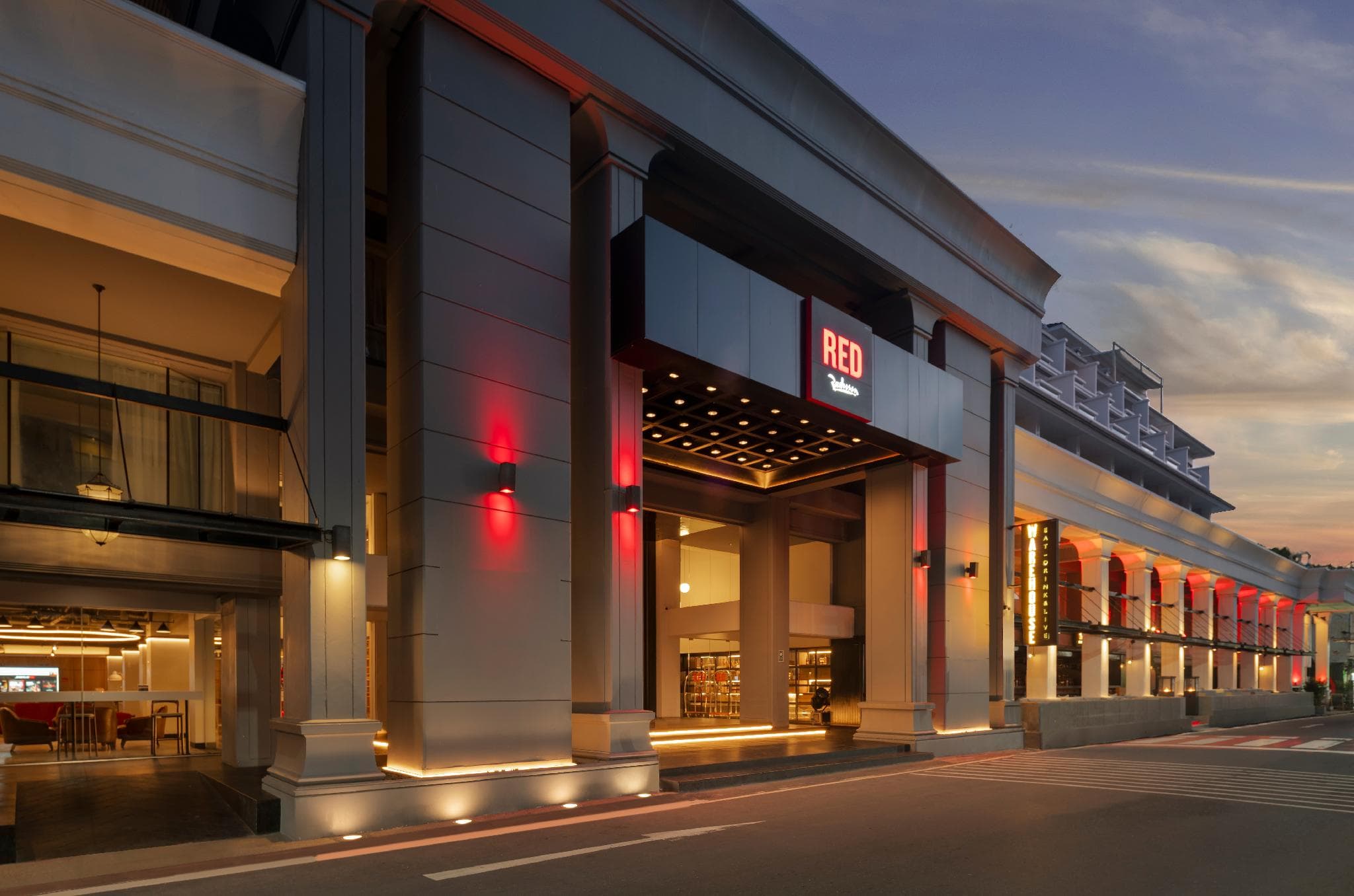 Radisson RED Phuket Patong Beach