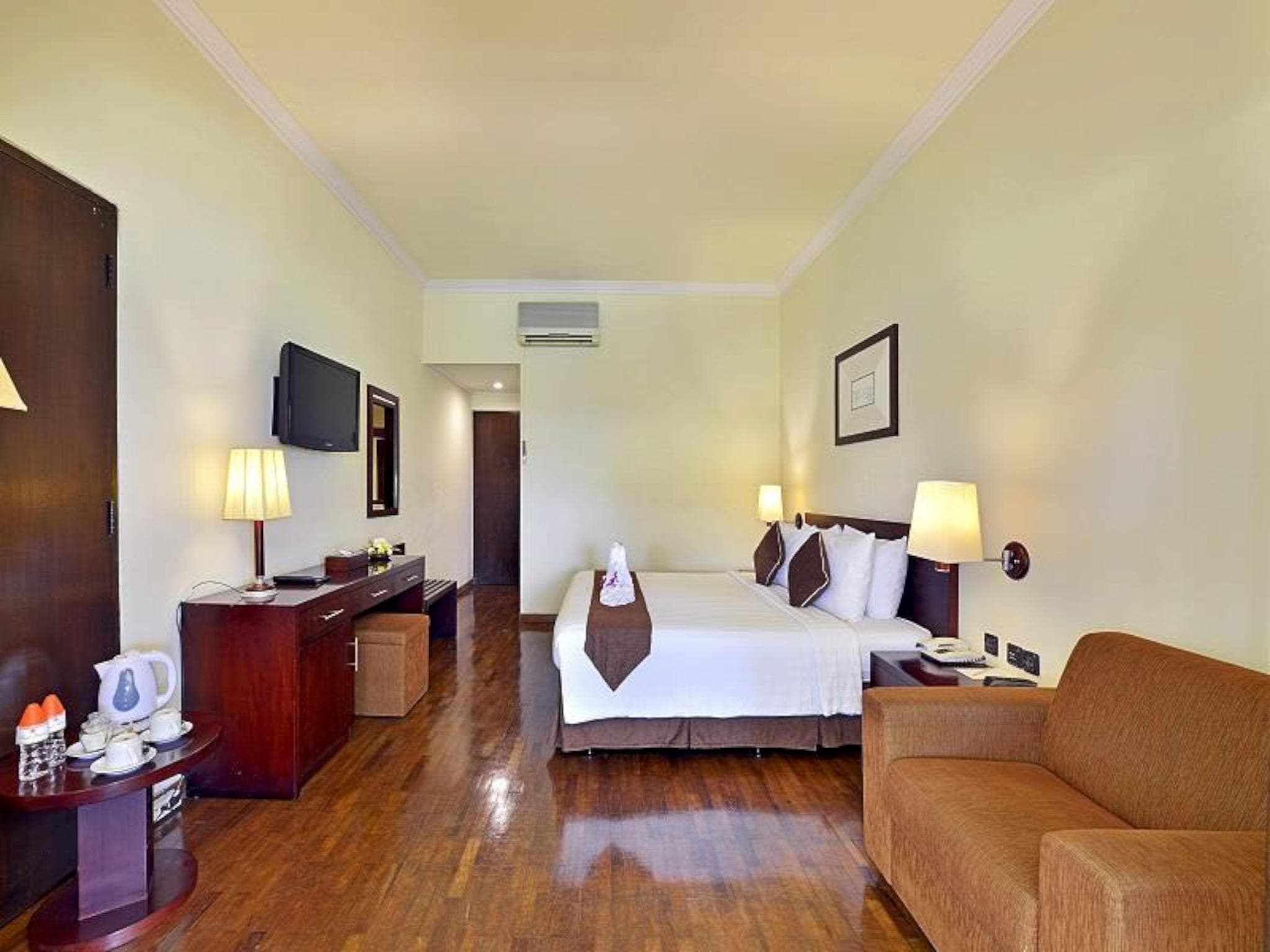 Grand Whiz Hotel Trawas