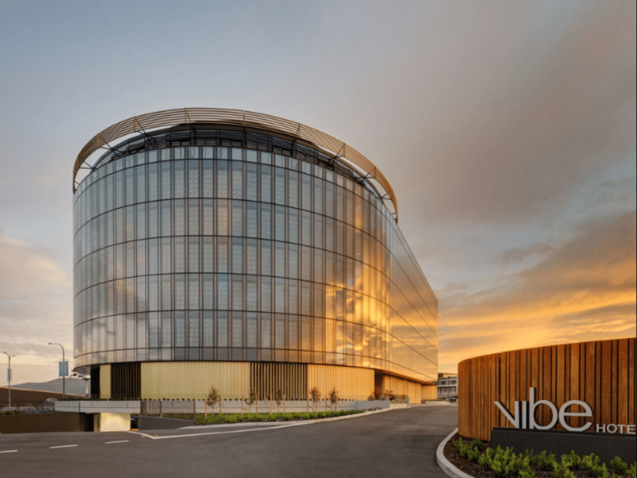Vibe Hotel Canberra