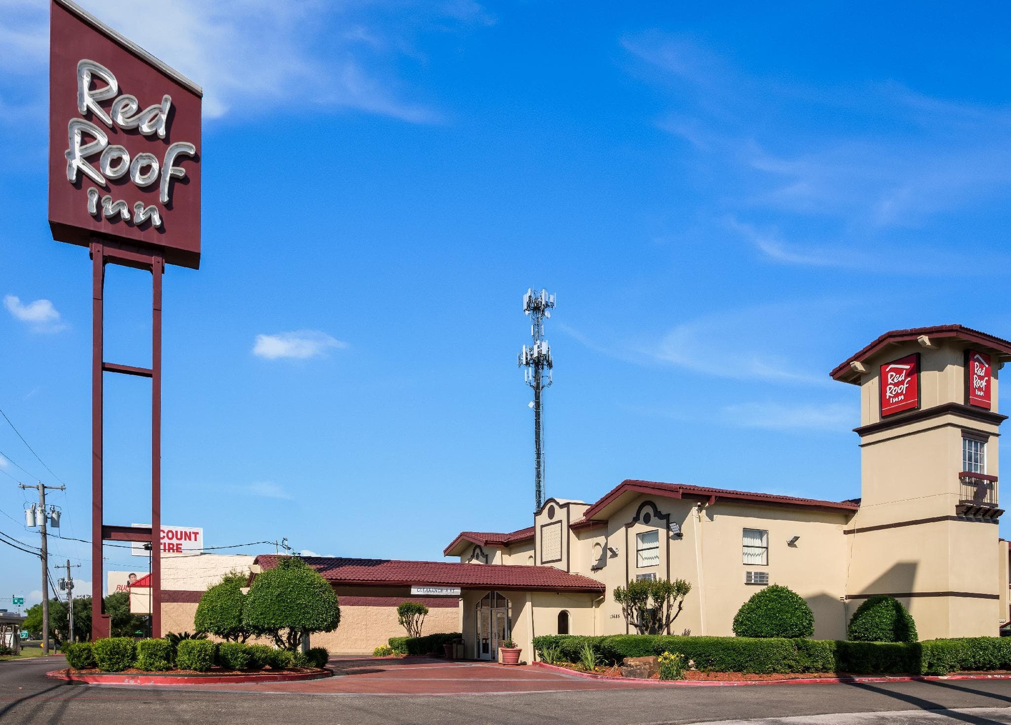 Red Roof Inn North Dallas - Park Central