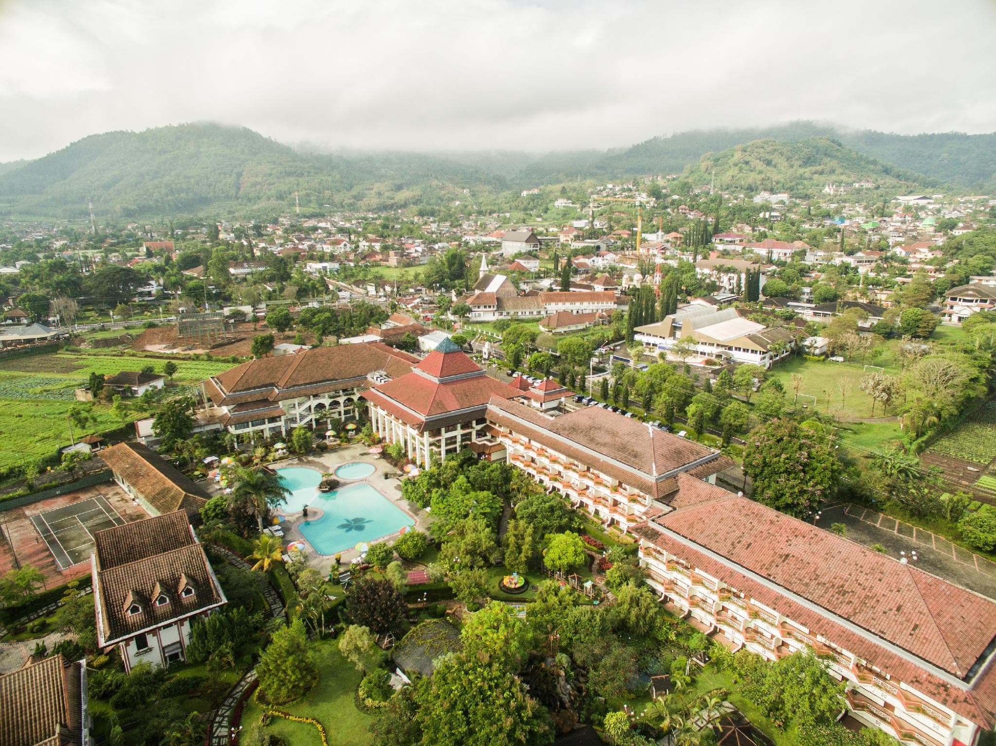 Royal Hotel and Villa Batu