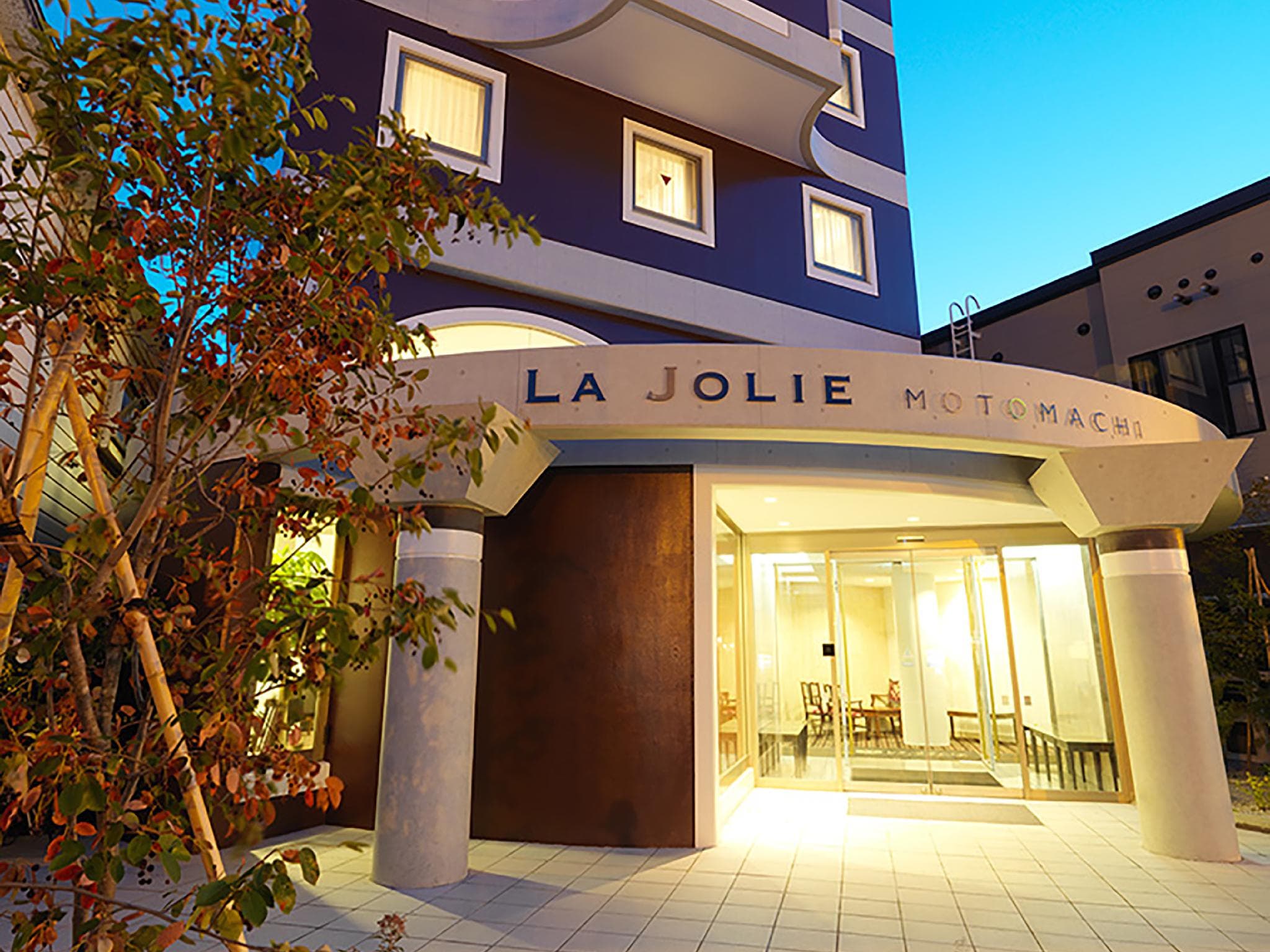 LA JOLIE MOTOMACHI