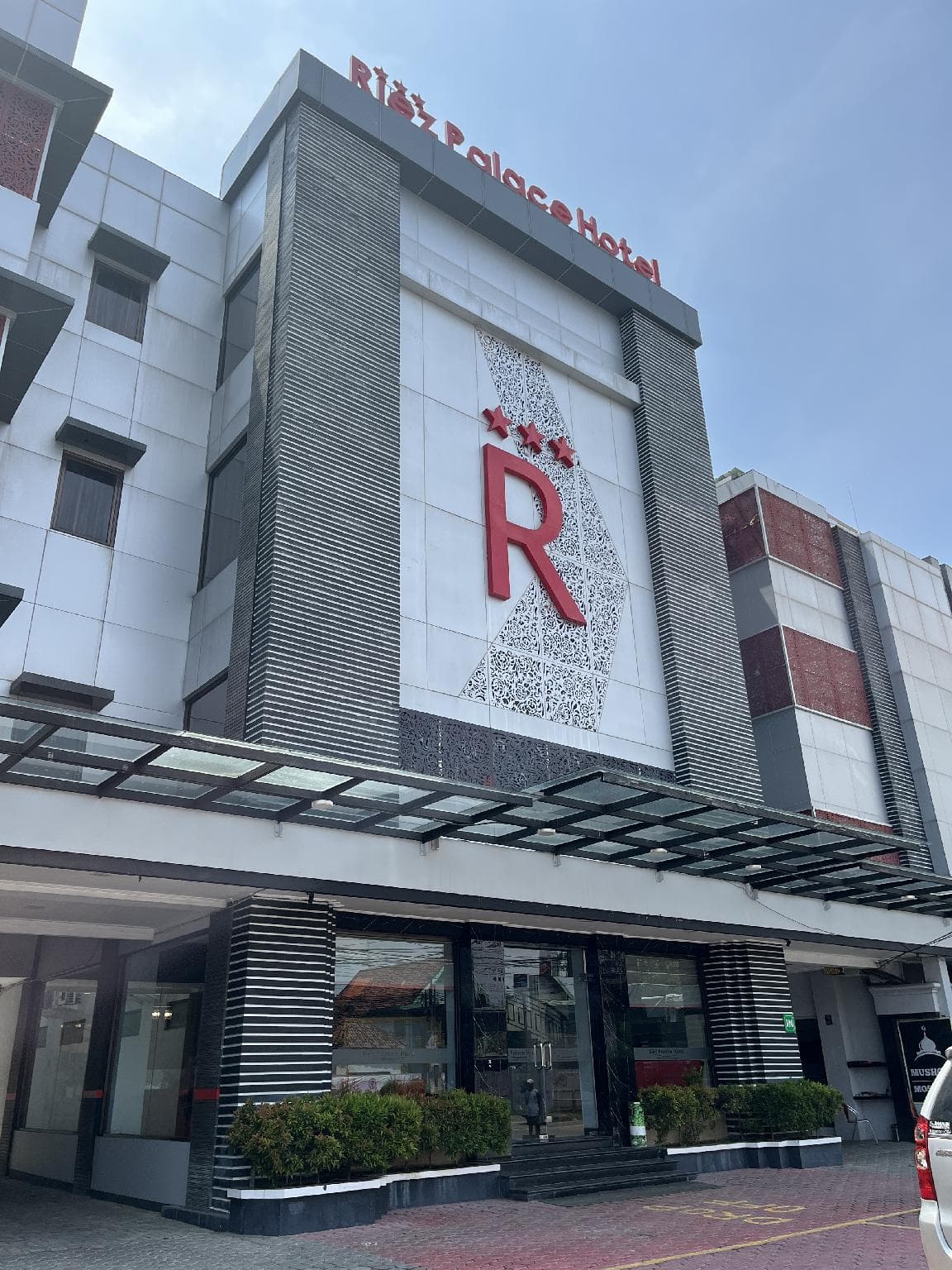 Riez Palace Hotel