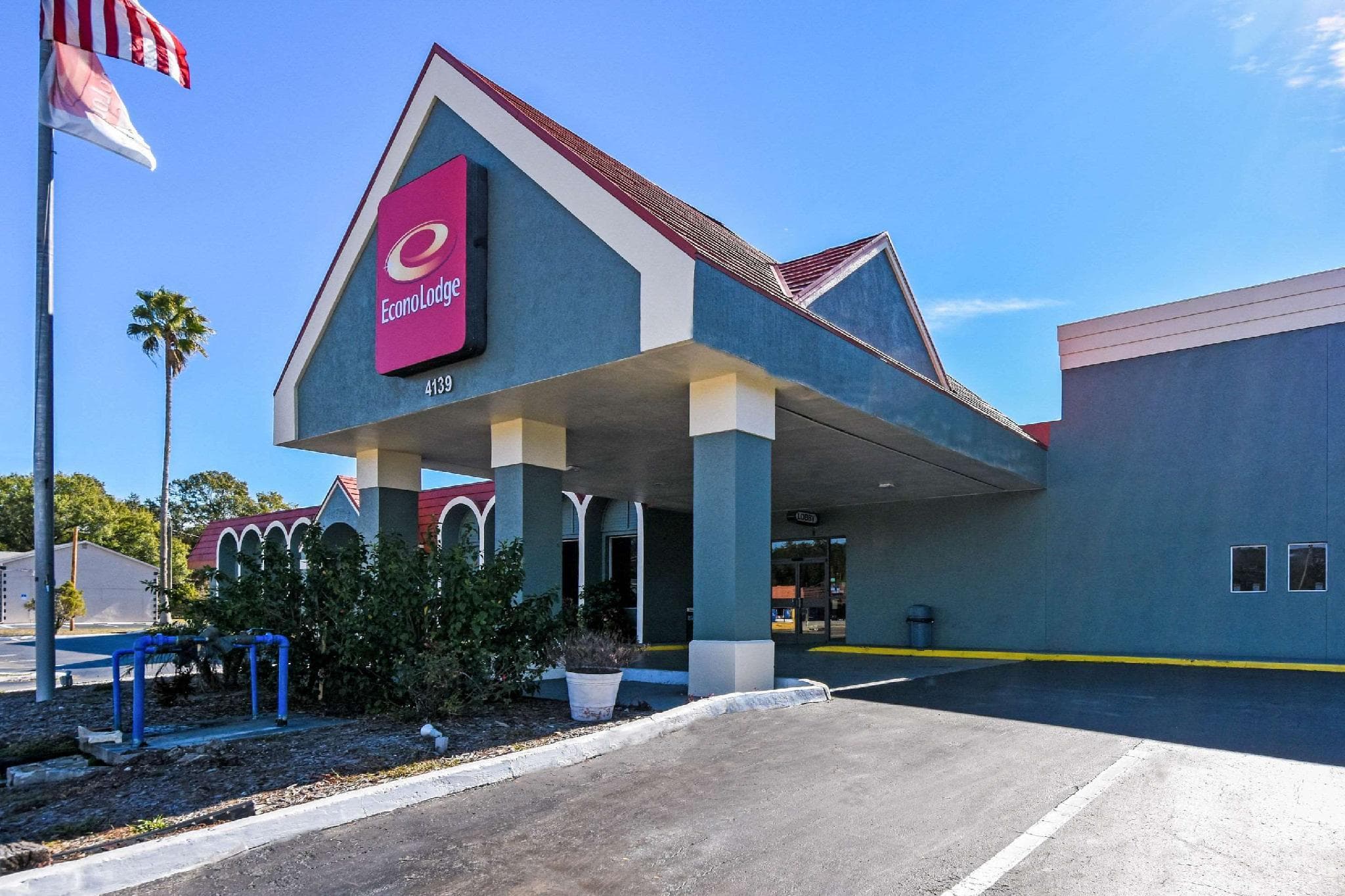 Econo Lodge Tampa near Busch Gardens