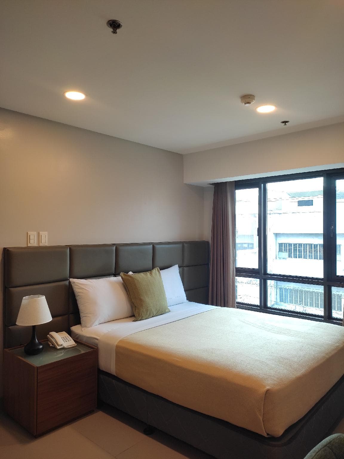 Milton Hotel Makati