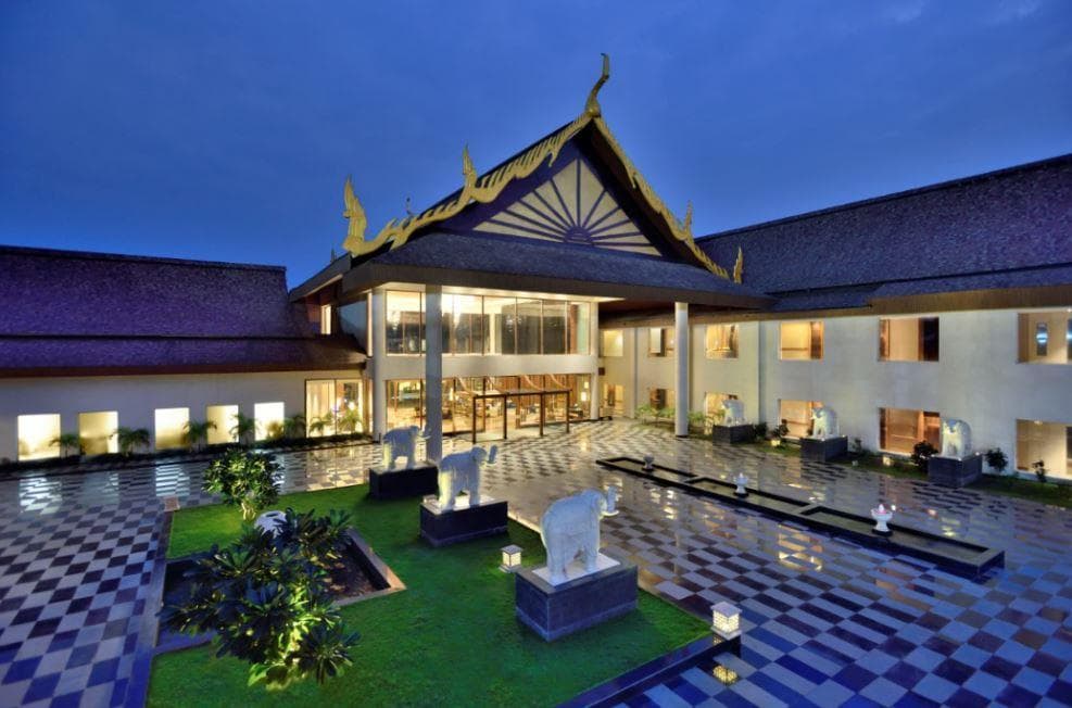 Radisson Blu Plaza Resort & Convention Centre Karjat