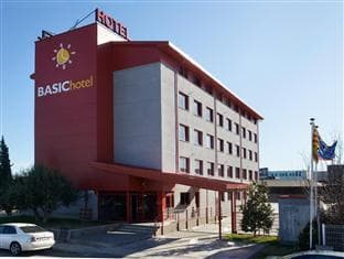 Hotel Basic