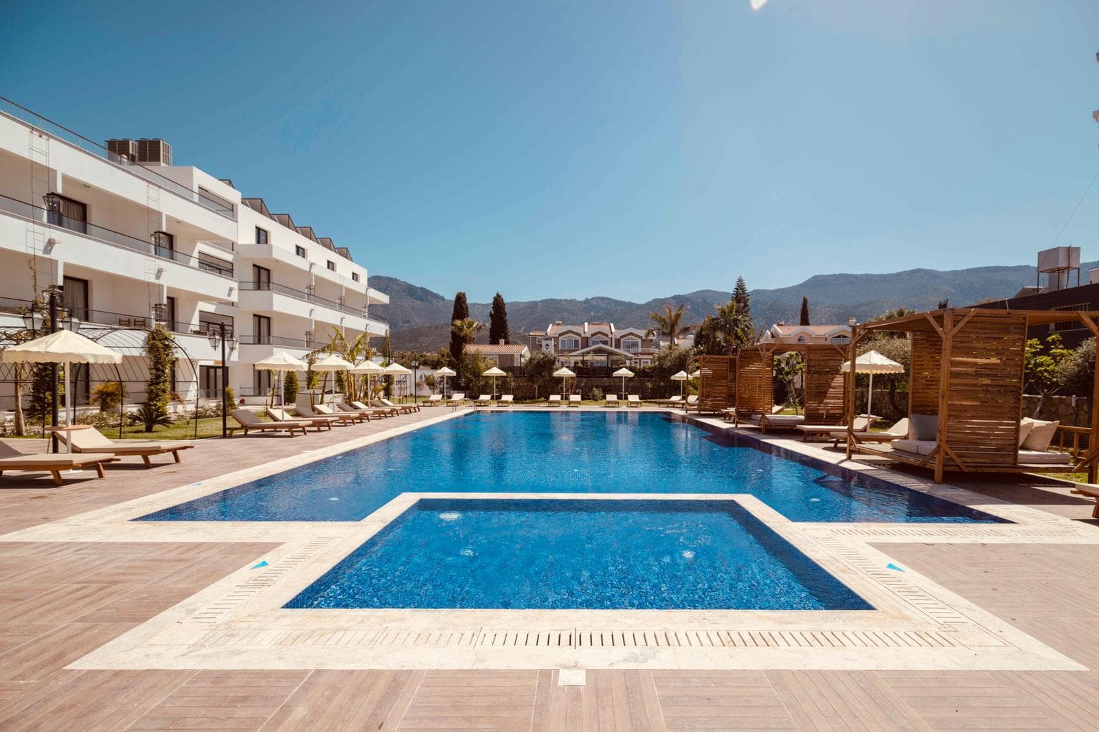 Palmonte Suites