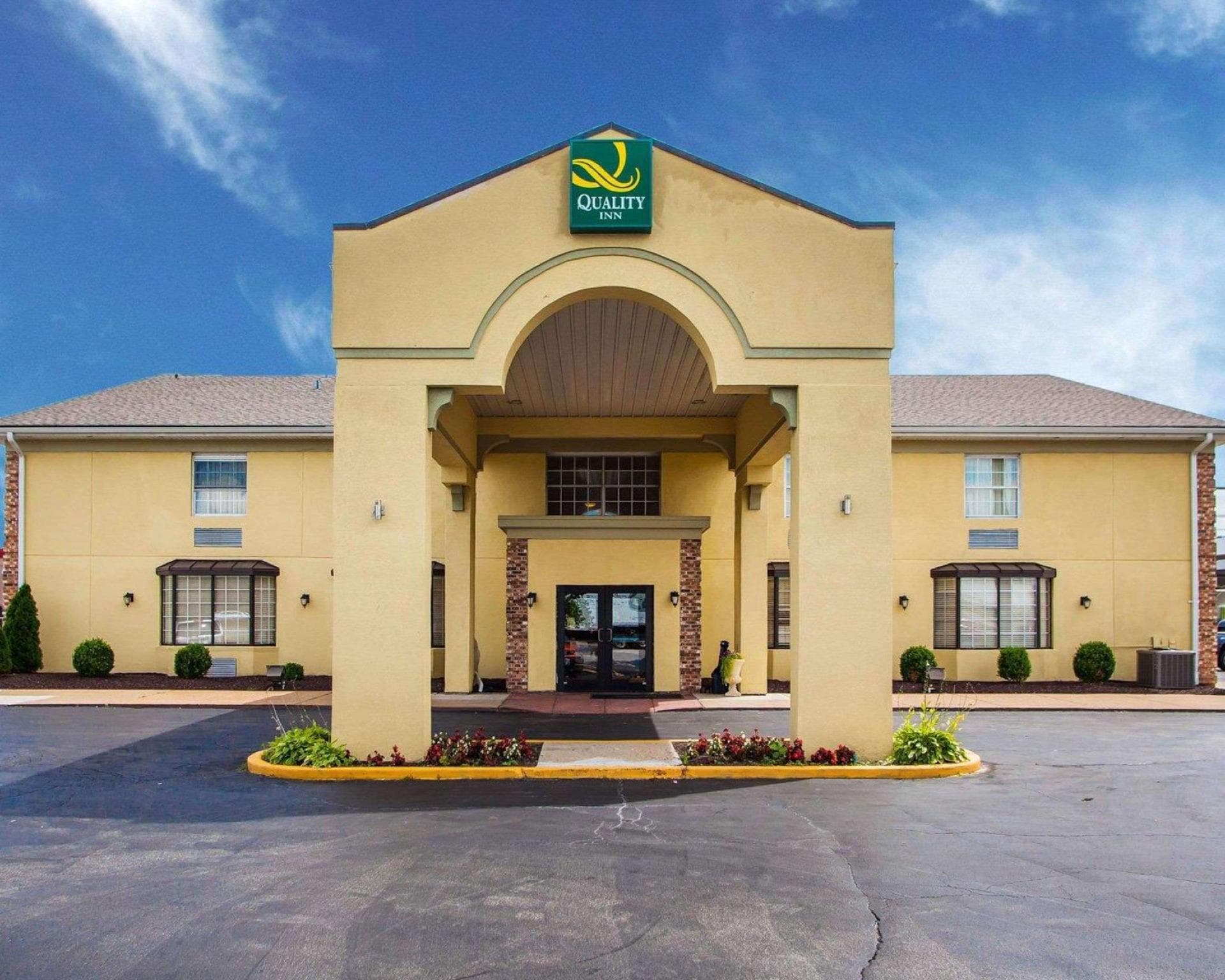 Quality Inn Saint Louis Airport