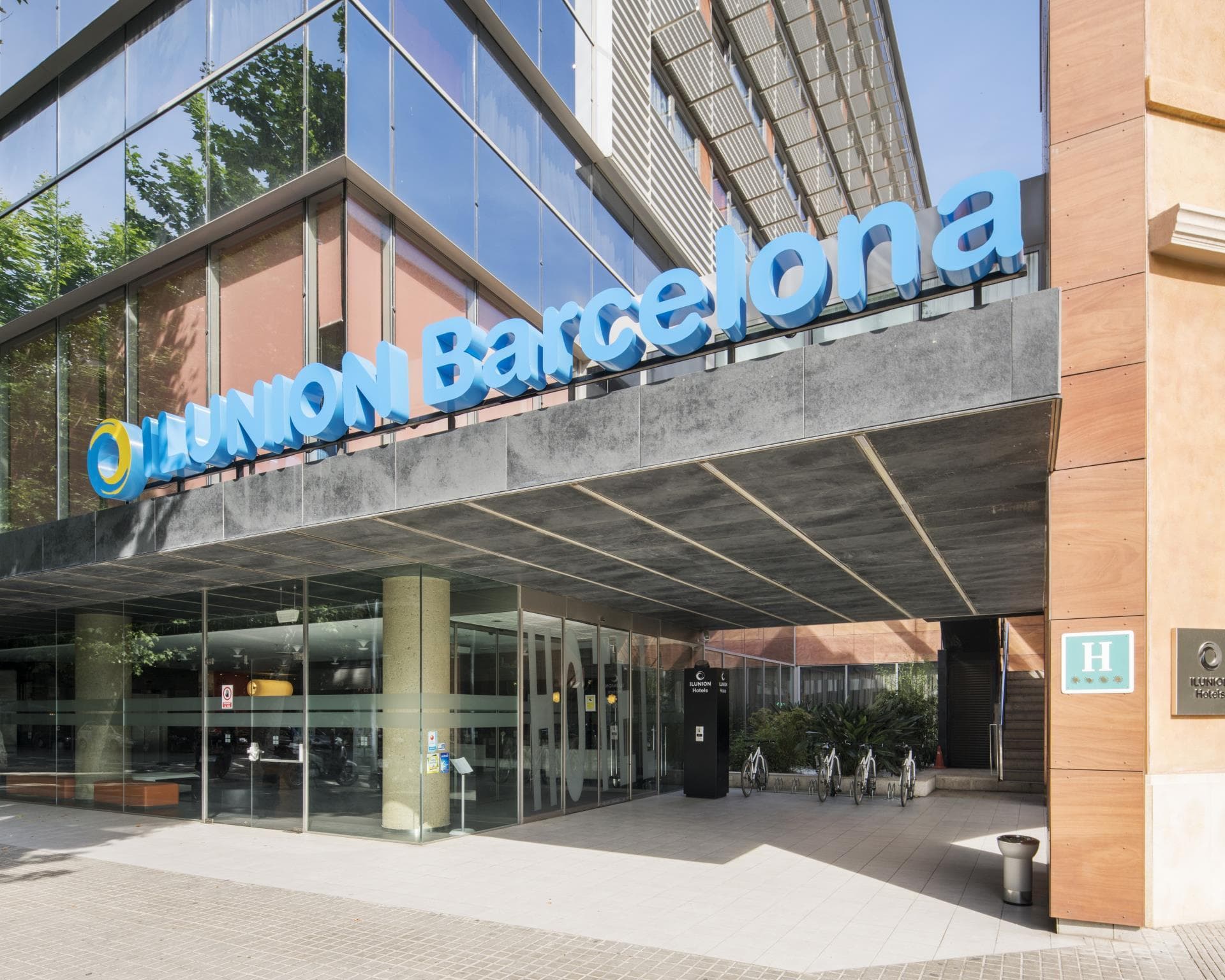 Ilunion Barcelona Hotel